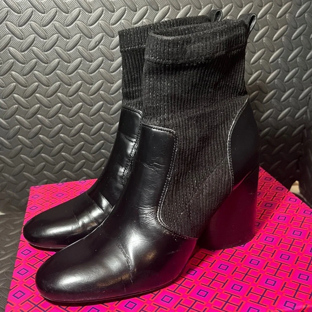 Tory Burch rowen 90mm bootie black size 10 womens shoes heeled boots sock ribbed